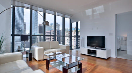 XCondo Neutra
